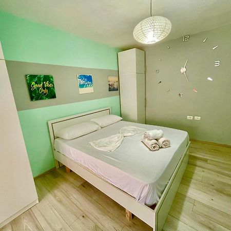 Superb Studio Apartment Near To The City Center Tiranë Eksteriør bilde