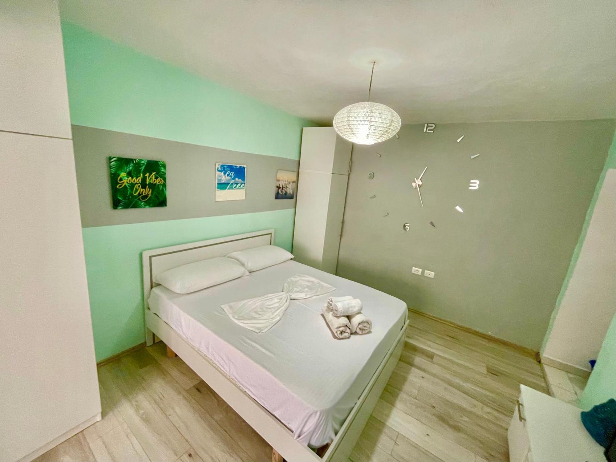 Superb Studio Apartment Near To The City Center Tiranë Eksteriør bilde