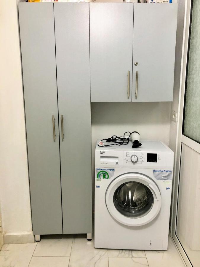 Superb Studio Apartment Near To The City Center Tiranë Eksteriør bilde